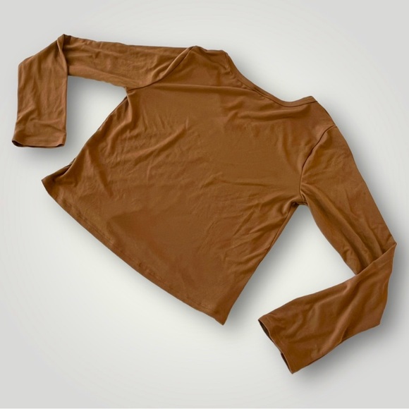 🟢5/$25 Olivia Rae Brown Top long sleeve M - Picture 3 of 11